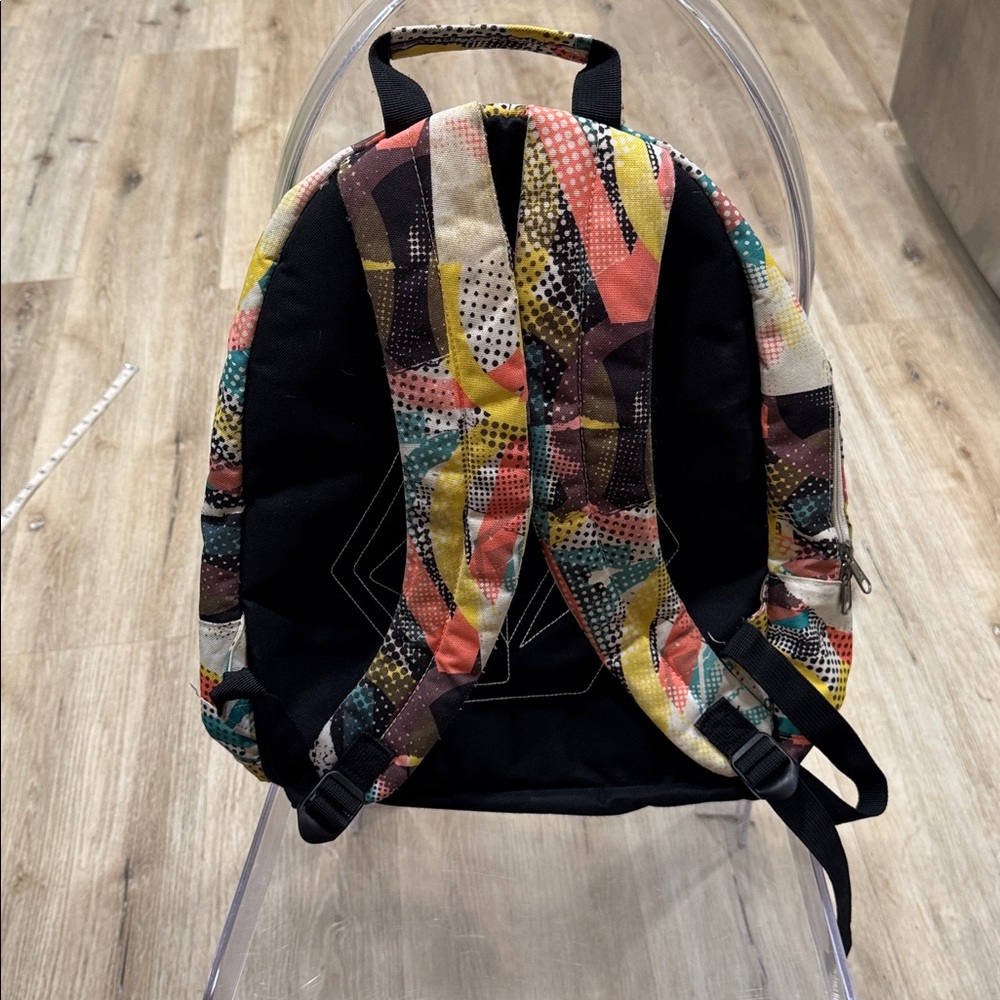 Volcolm Colorful Geometric Backpack - Picture 2 of 3